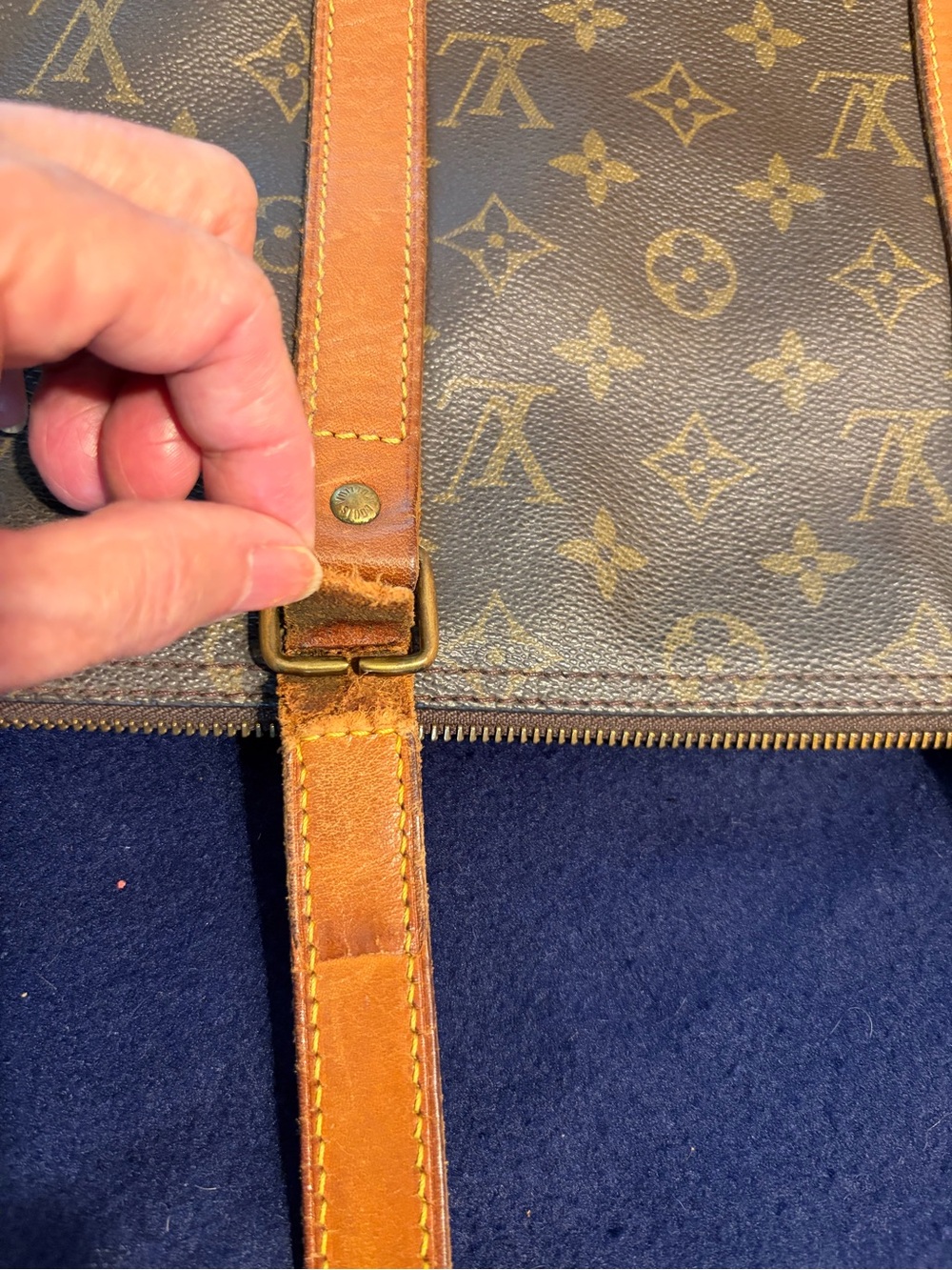 Authentic Louis Vuitton Monogram Sac Souple Shoulder Bag As-Is Needs Repair. - Picture 15 of 16